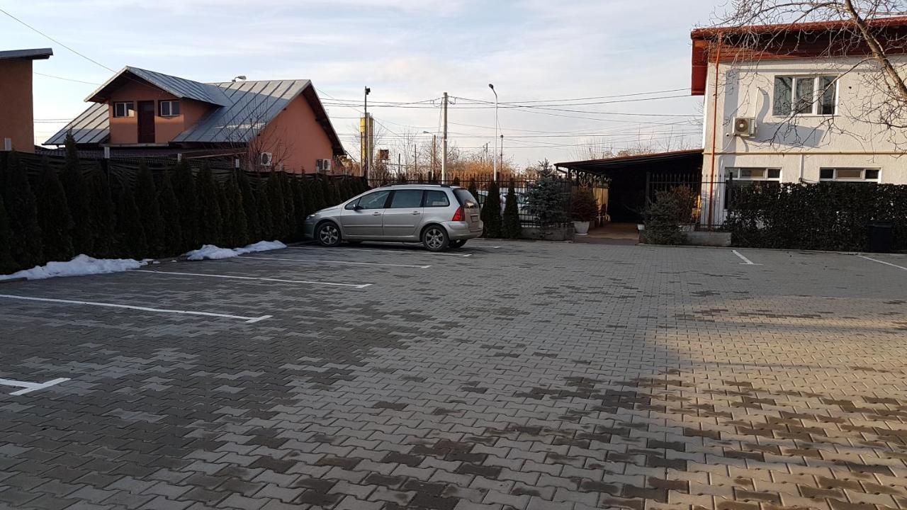 Hotel Viva Ploieşti Exteriér fotografie